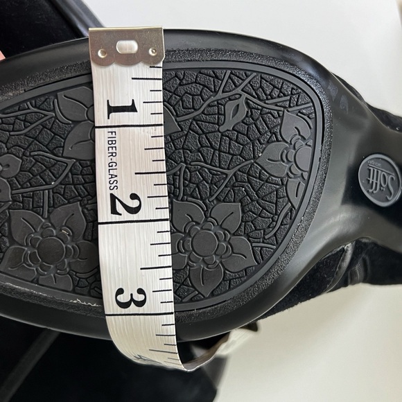 Sofft Black Suede Leather Side Zipper Ankle Boots Victorian Booties Size 9 W - Picture 15 of 16